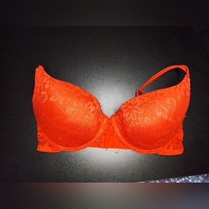 Vogue's Secret Push Up, 34E(DD)
